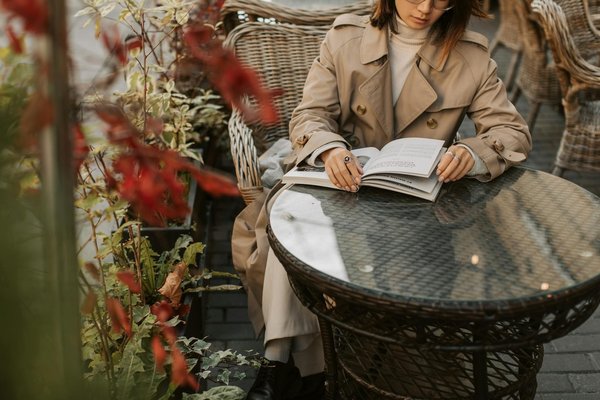 Découvrez l'univers intime du téléphone rose à votre écoute